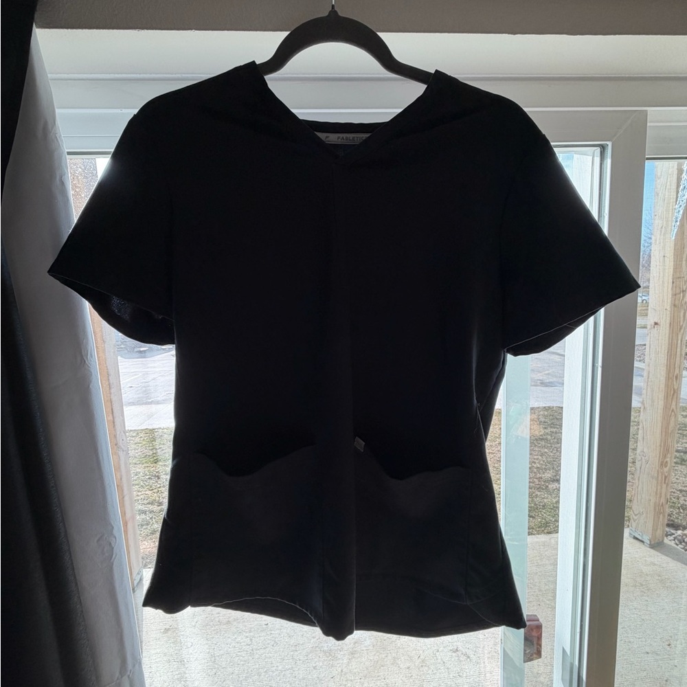 Fabletics Black Short Sleeve Scrub Tee